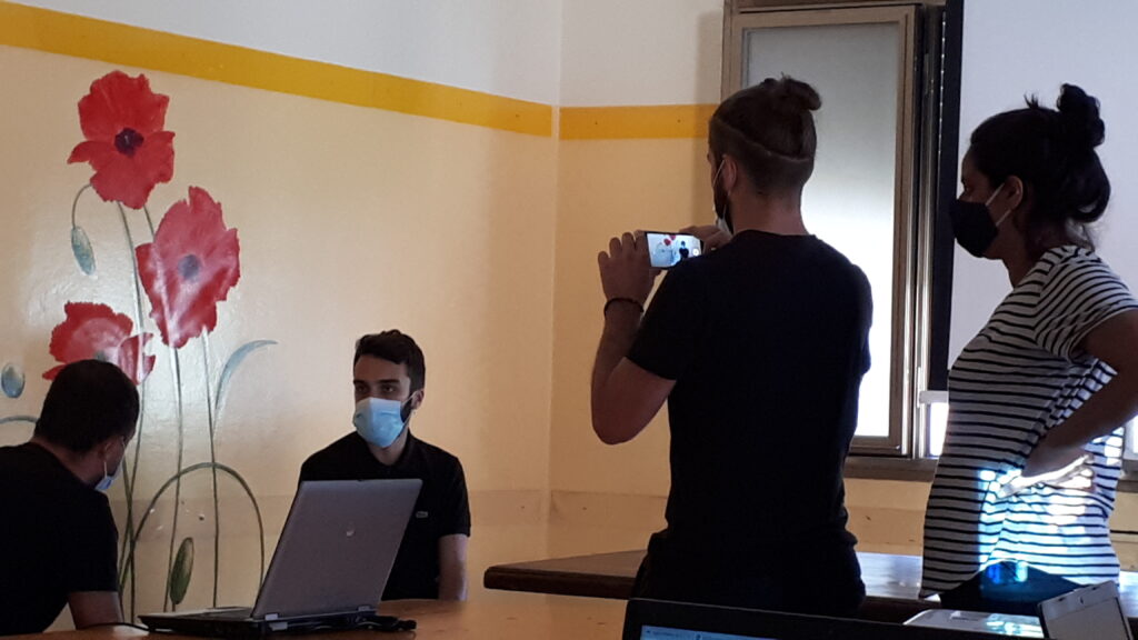 Formazione digitale per operatori e operatici 1 Creazione di video da telefonino